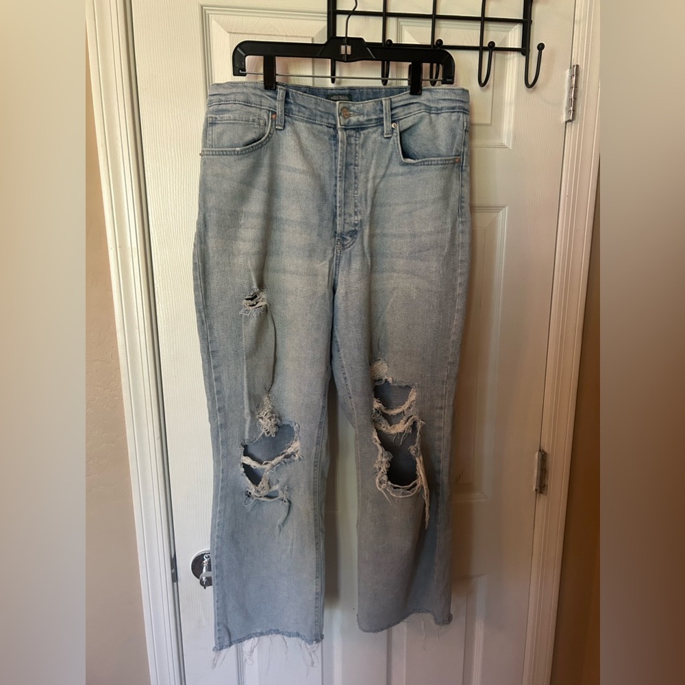 Wild Fable Hi waisted Straight Legged Jeans